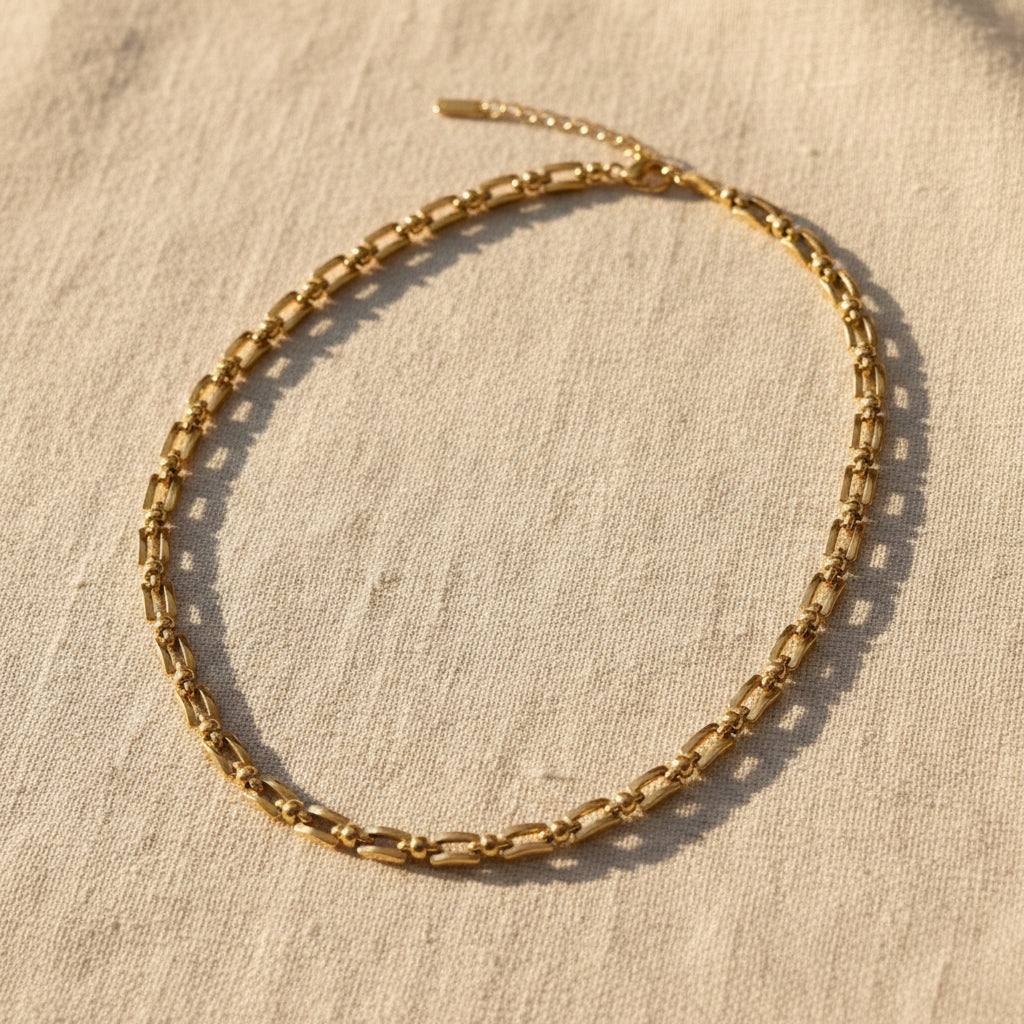 Classic Link Chain Necklace worn around neck – minimalist gold chain for women